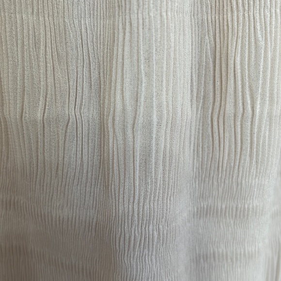 NWT Express Off the Shoulder Top XS - Picture 4 of 8